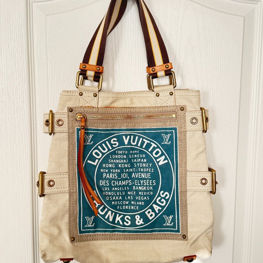 $2695 Authentic LOUIS VUITTON Paris Made in FRANCE VI0095 White Canvas Tote Bag